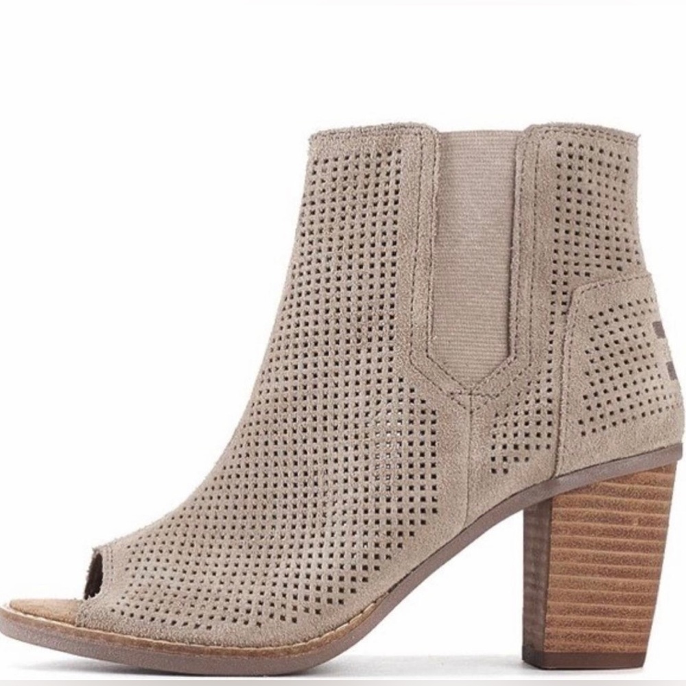 Toms Womens Majorca Beige Suede Perforated Peep Toe Ankle Booties Size 8 Boho